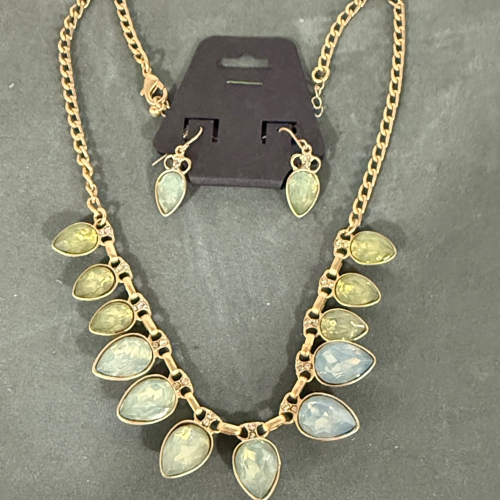Elegant Gold and Pastel Necklace and Earring Set